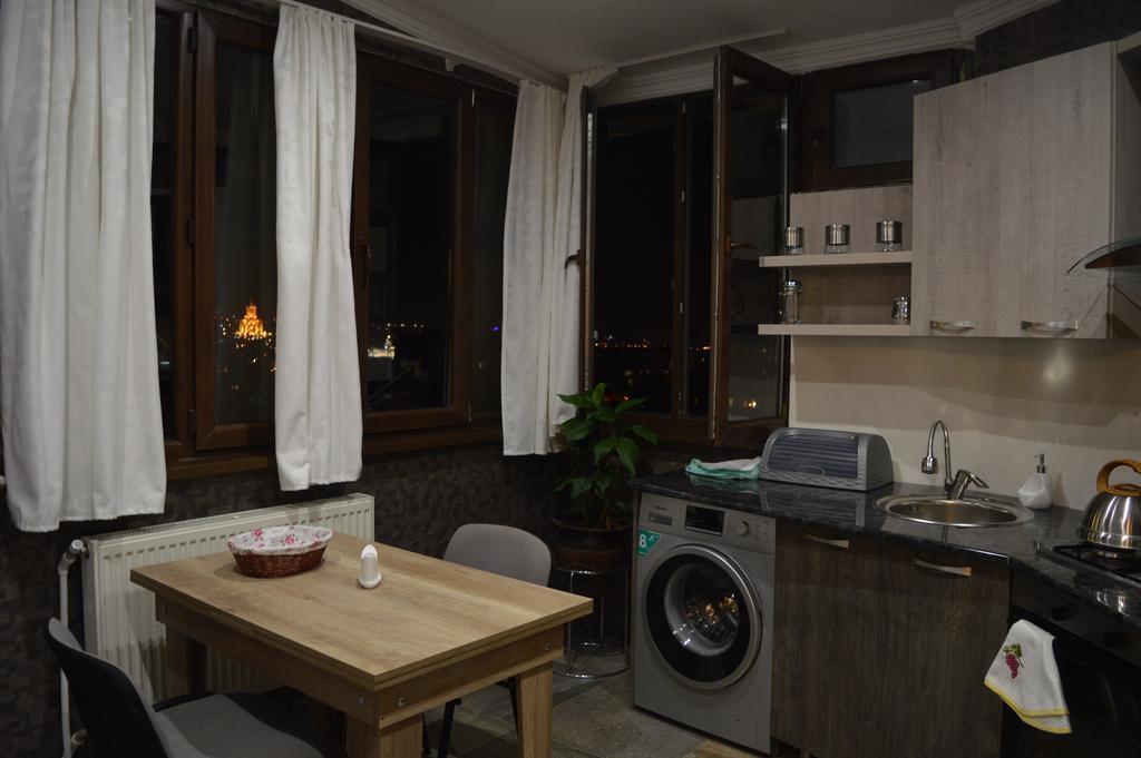 Terasa Mtacminda Apartment Tbilisi Exterior foto