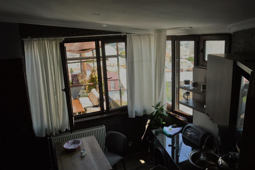 Terasa Mtacminda Apartment Tbilisi Exterior foto